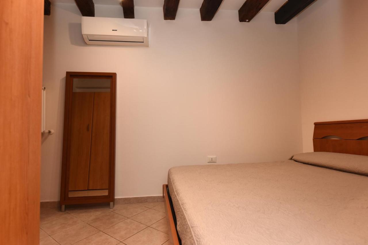 Do Pozzi Apartment เวนิส ภายนอก รูปภาพ